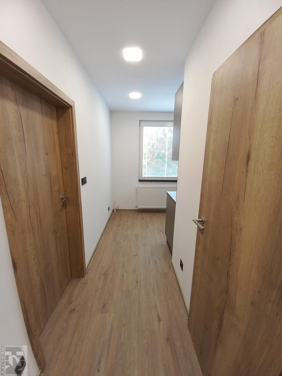 Pronájem bytu 1+1 Jablonec nad Nisou 12 500 Kč za měsíc, foto 6