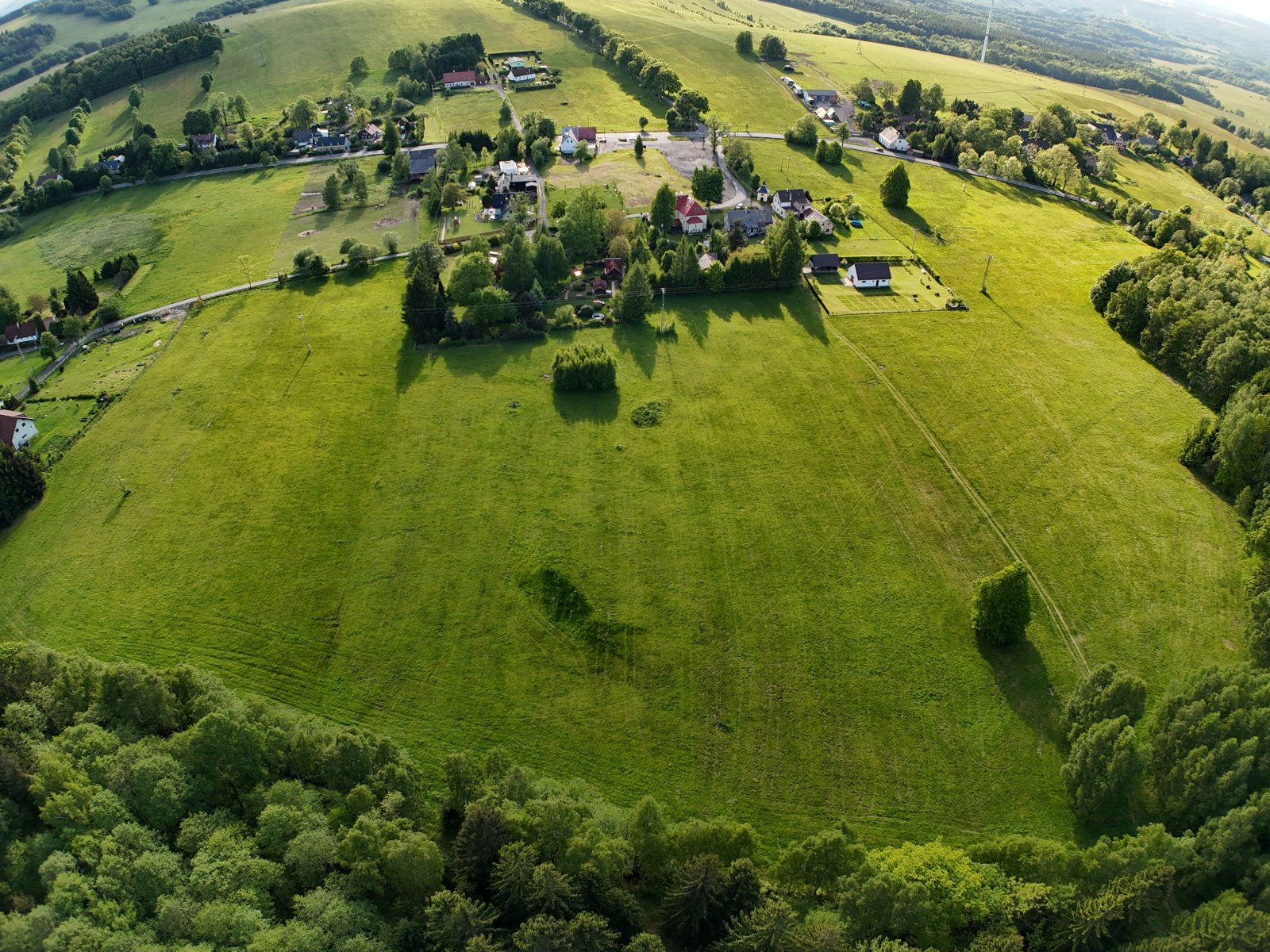 dji_fly_20250526_182112_0803_1748321789773_photo.jpg