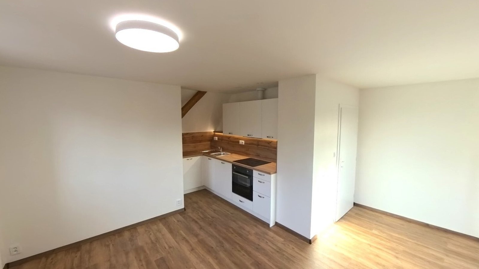 IMG_20251105_113837_00_598_2025-11-07_08-32-09_scr