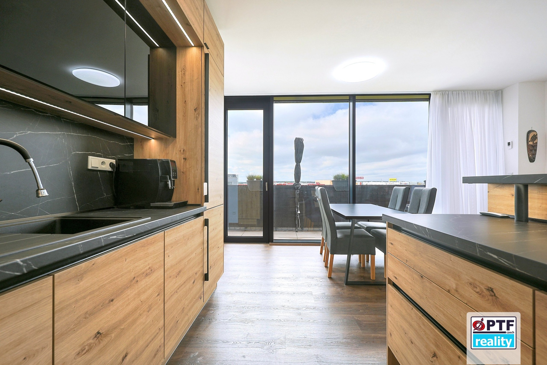 Luxusní penthouse novostavba v Plzni David Choc re