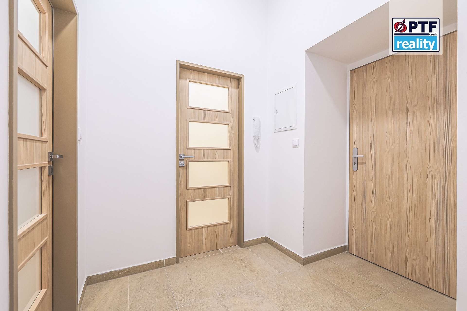 Pronájem luxusního 1+kk v centru města 59 m2 David Choc realitní agent ve vašich službách PTF realit