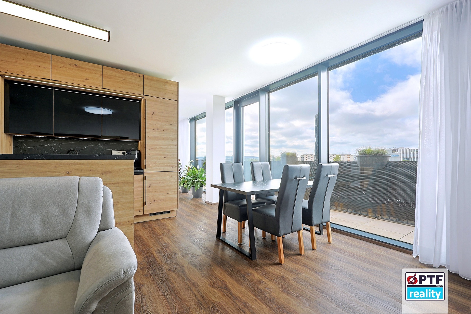 Luxusní penthouse novostavba v Plzni David Choc re
