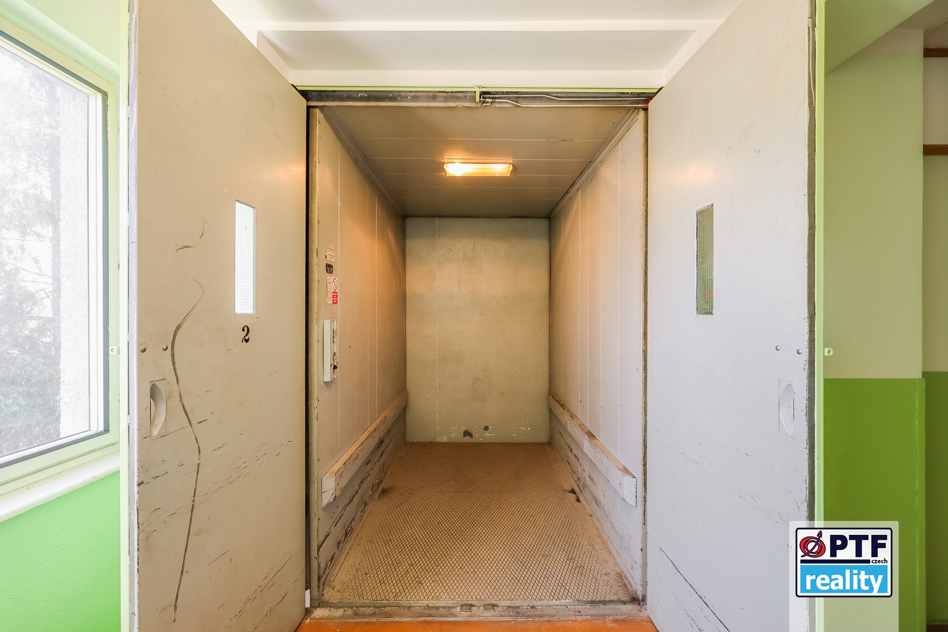 5.2 Pronájem výrobních prostor tiché dílny sklad K