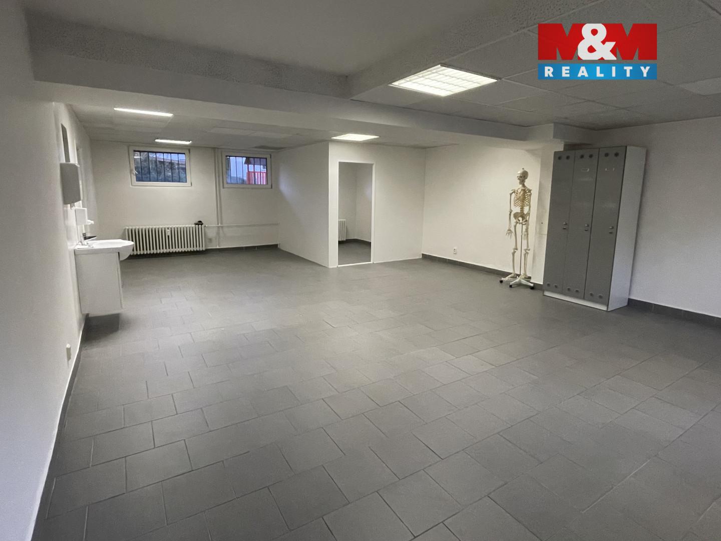 Pronájem obchodu Pardubice 14 500 Kč za měsíc, foto 2