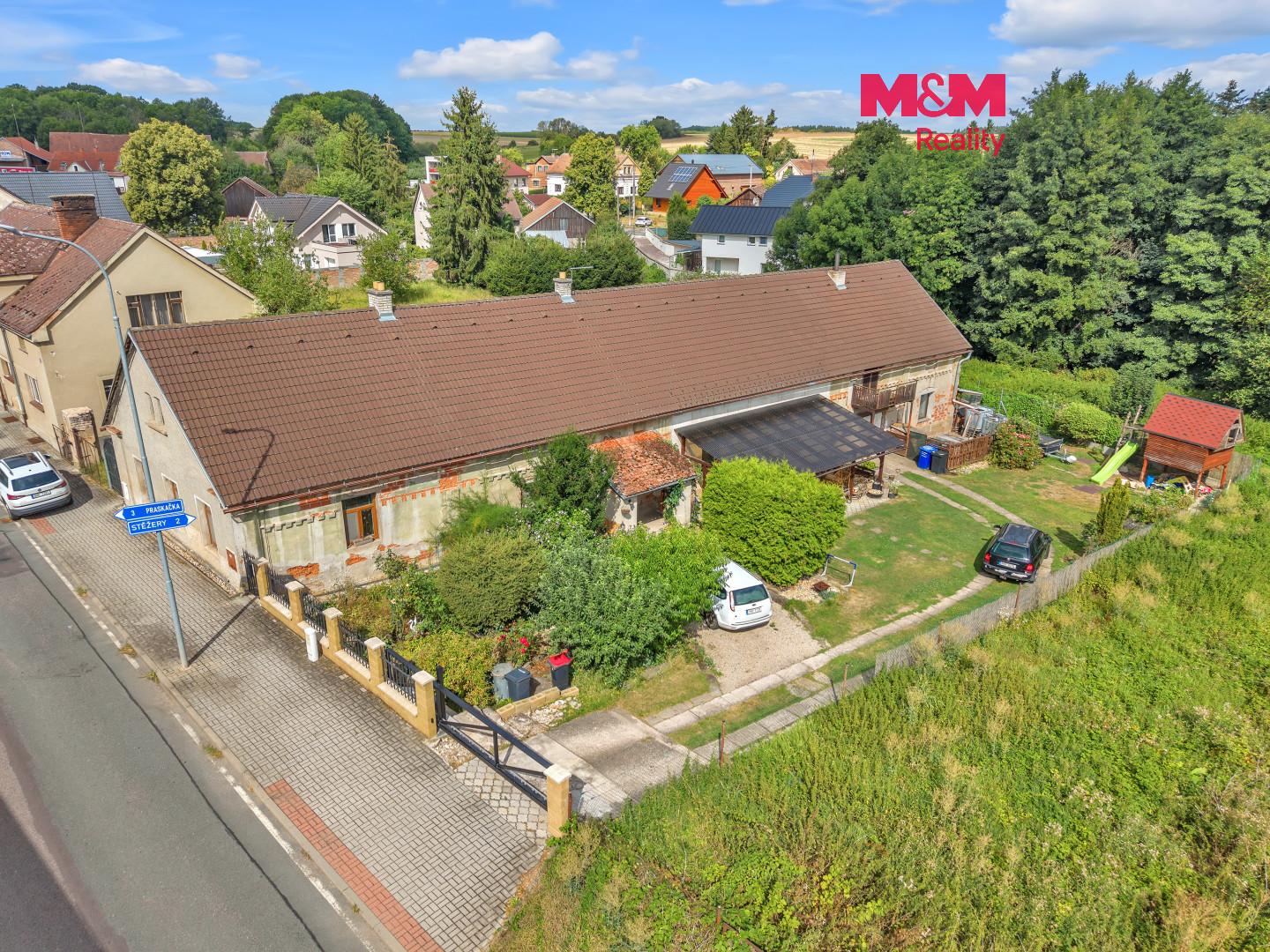 House, 156 m², land 758 m²