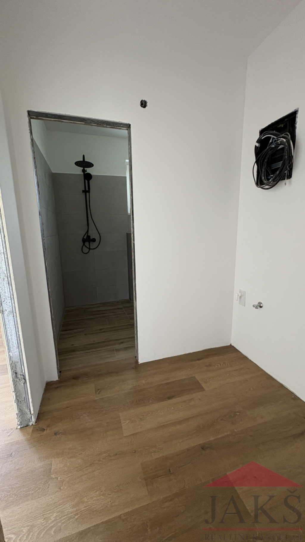 aktuální stav rozestavěné bytové jednotky