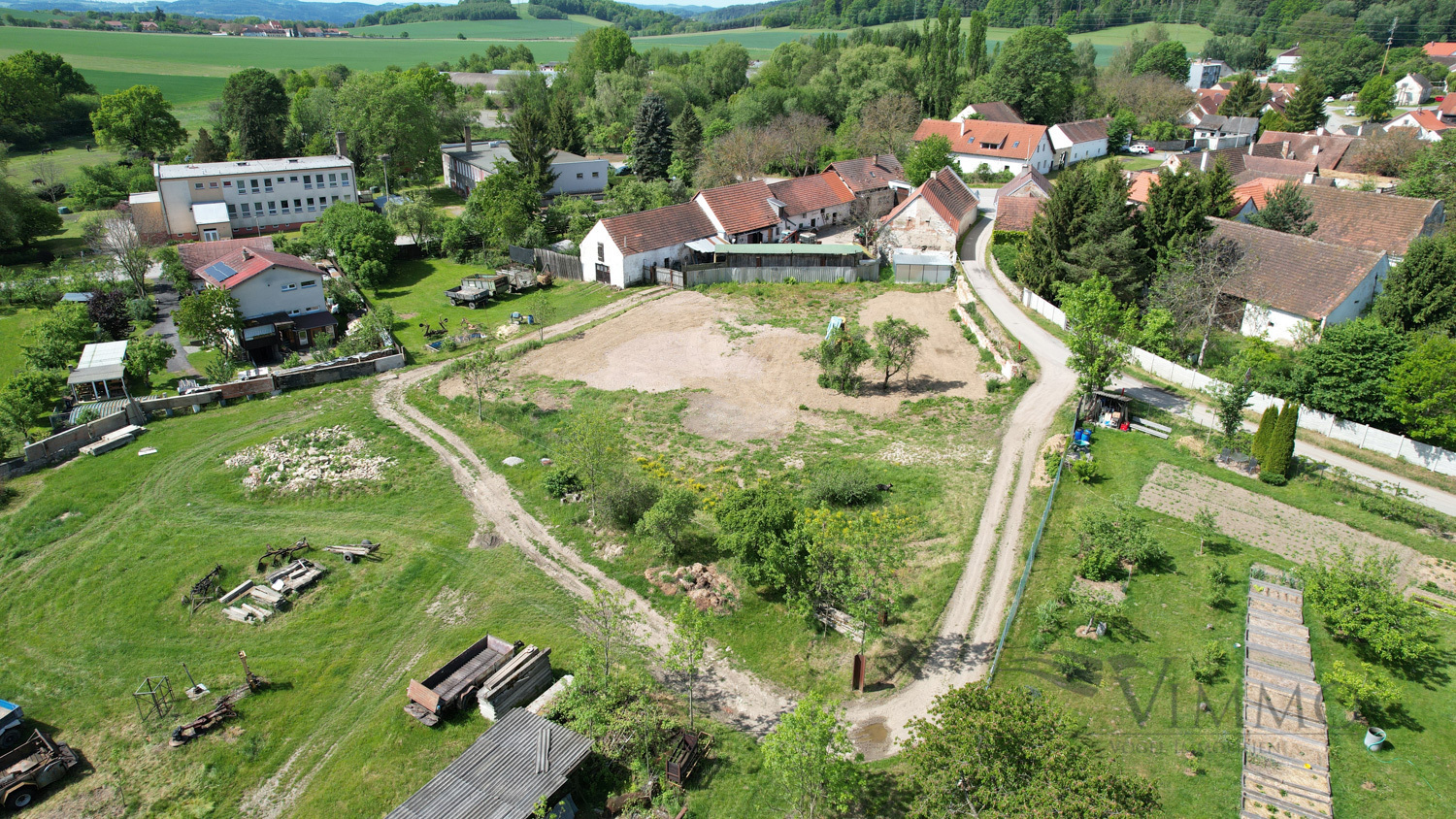 dji_fly_20260522_103642_67_1779439118363_photo.jpg