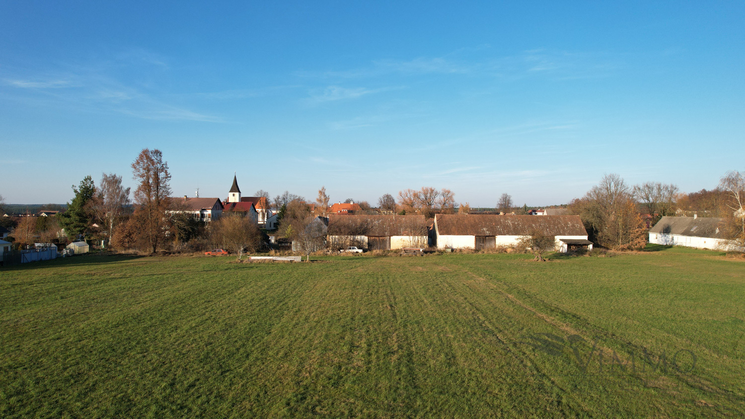 dji_fly_20251106_152732_824_1768378437177_photo.jp