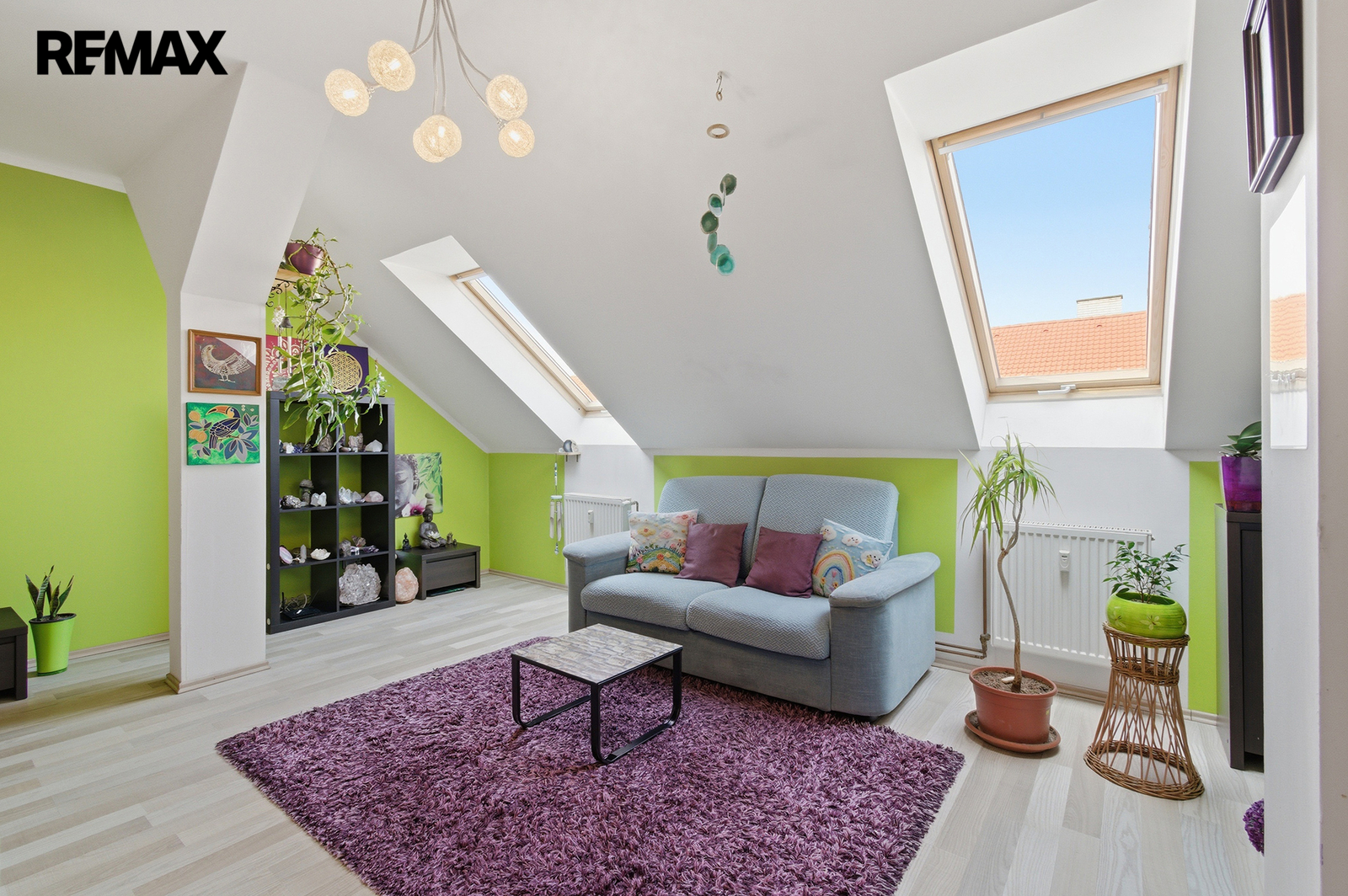 Obývací pokoj s kuchyňským koutem