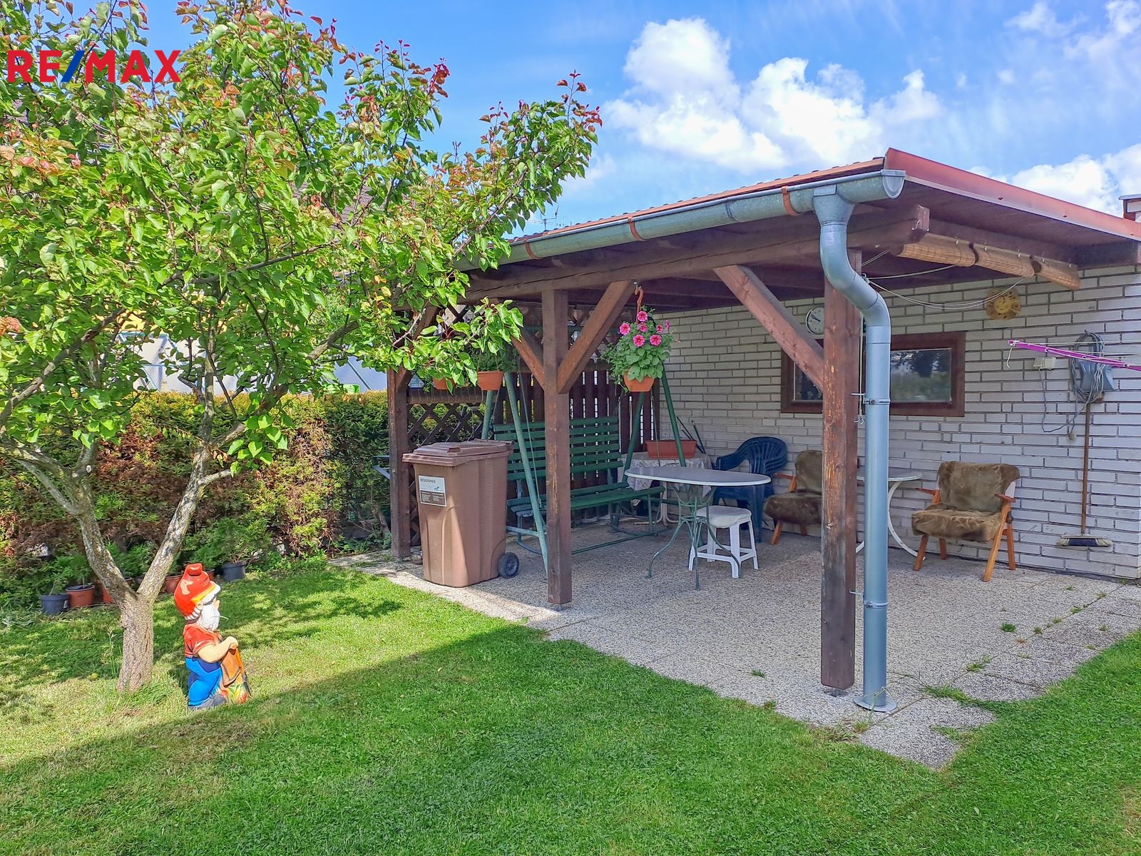 pergola