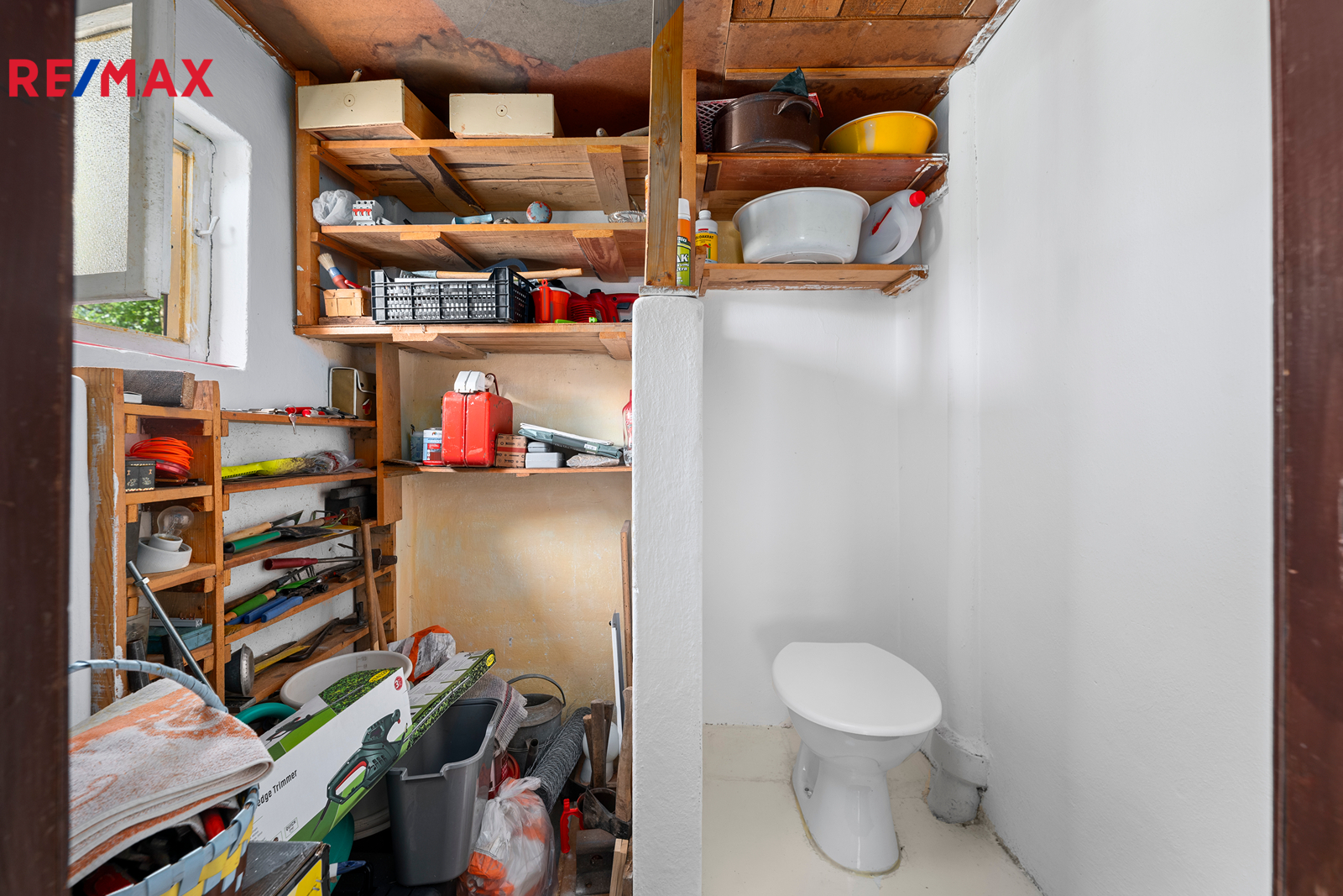 sklad s WC