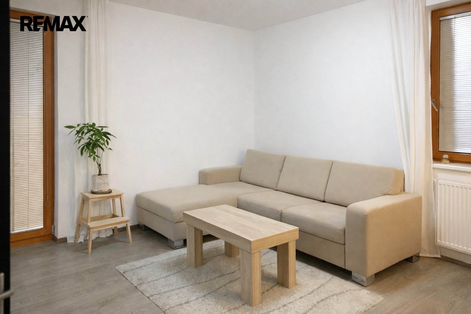 obývací pokoj s kuchyní