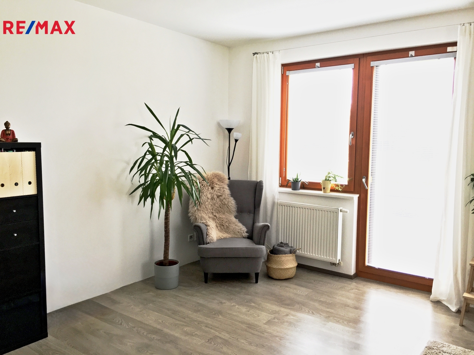 obývací pokoj s kuchyní