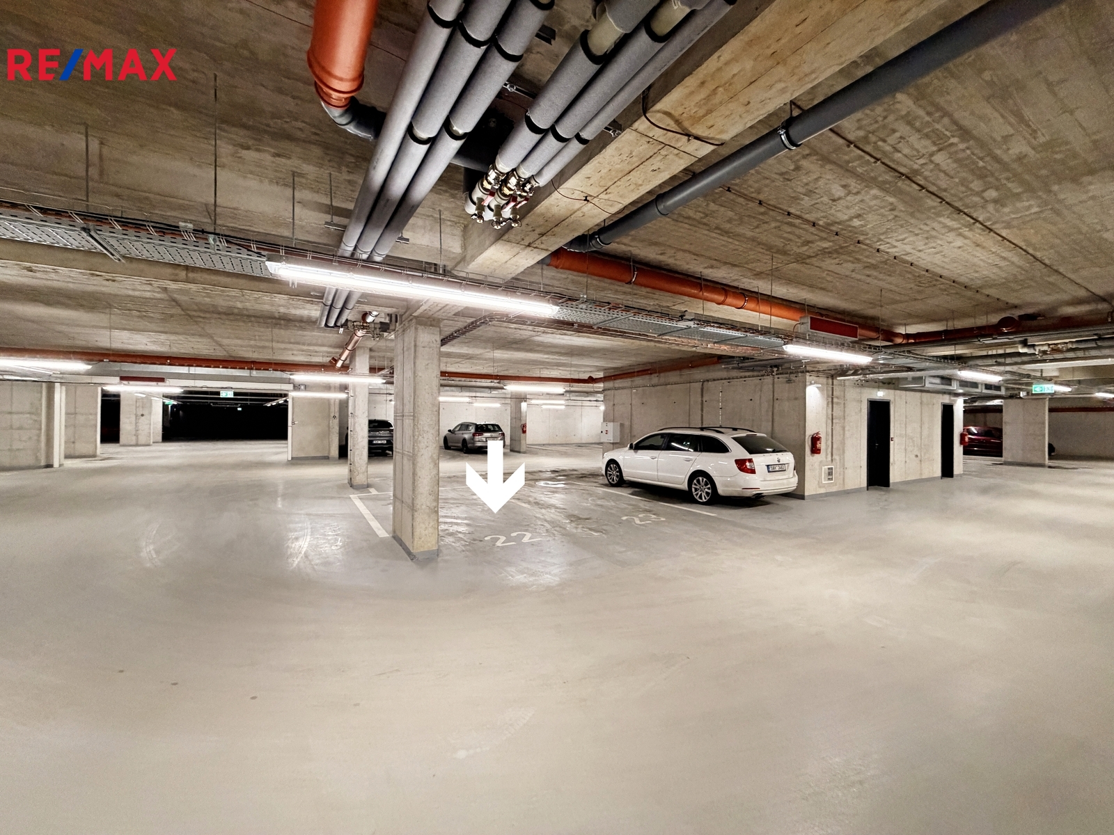 garáž - parkovací místo