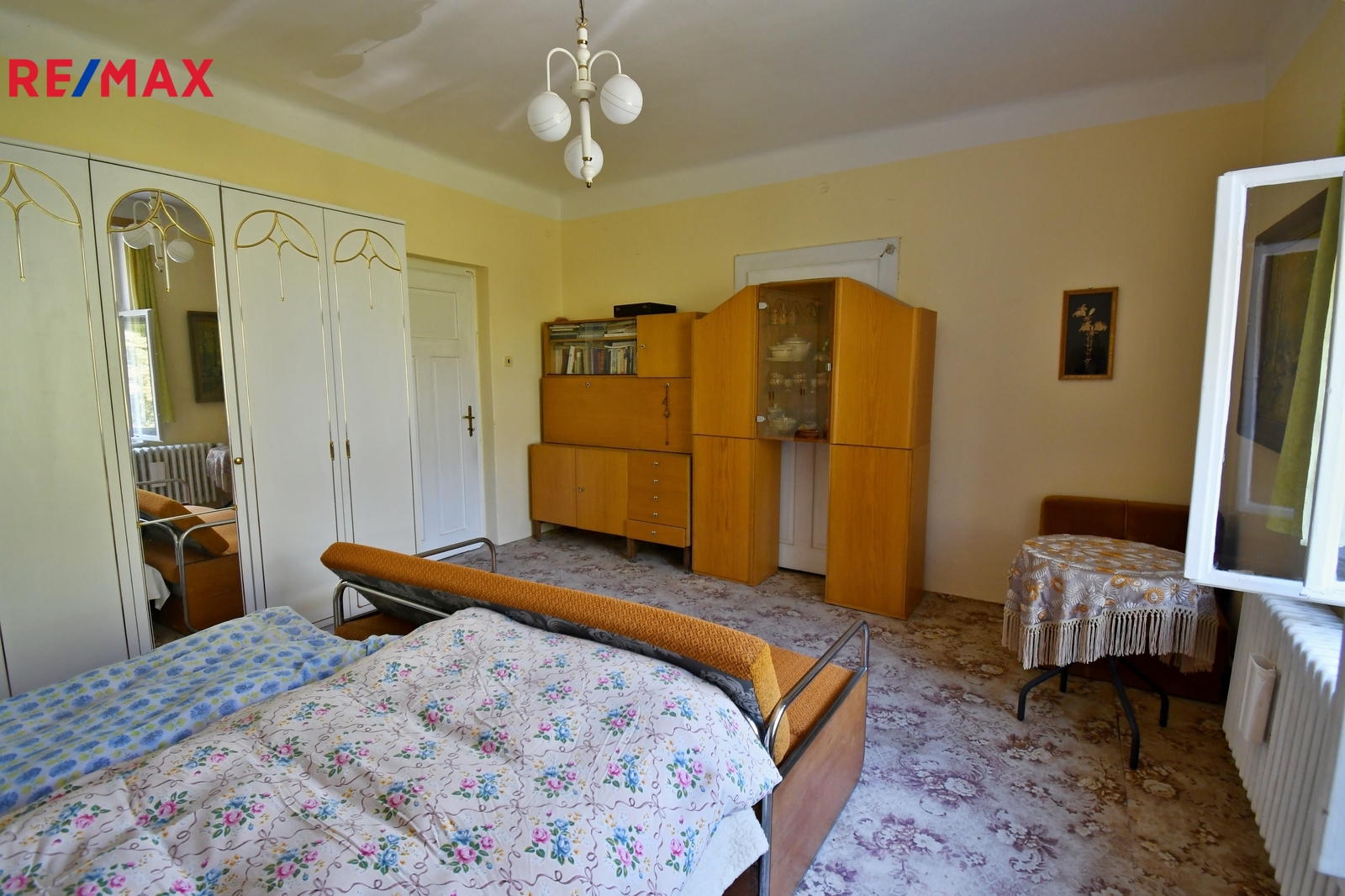 LOŽNICE
