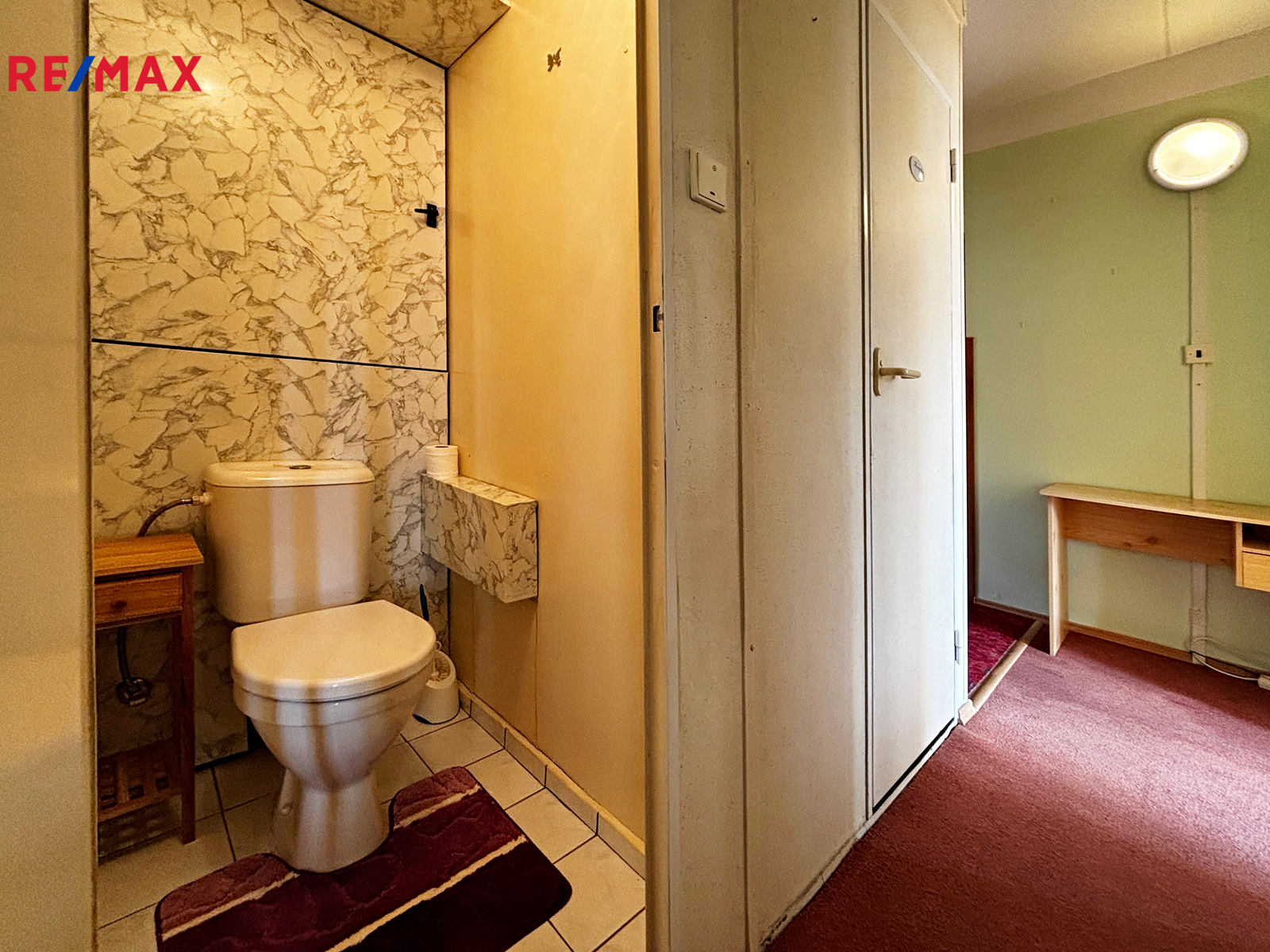 samostatné wc