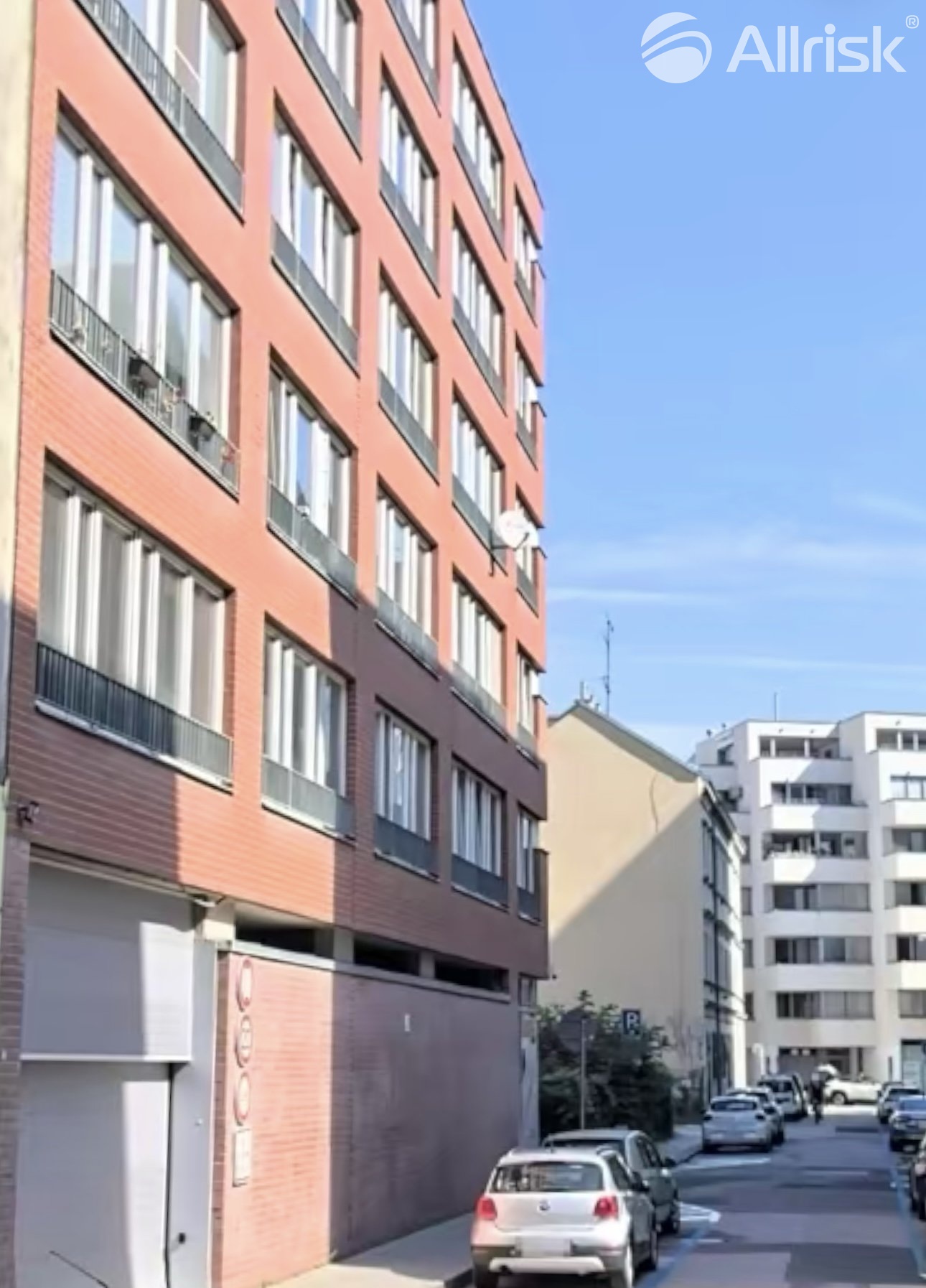 Budova - vjezd
