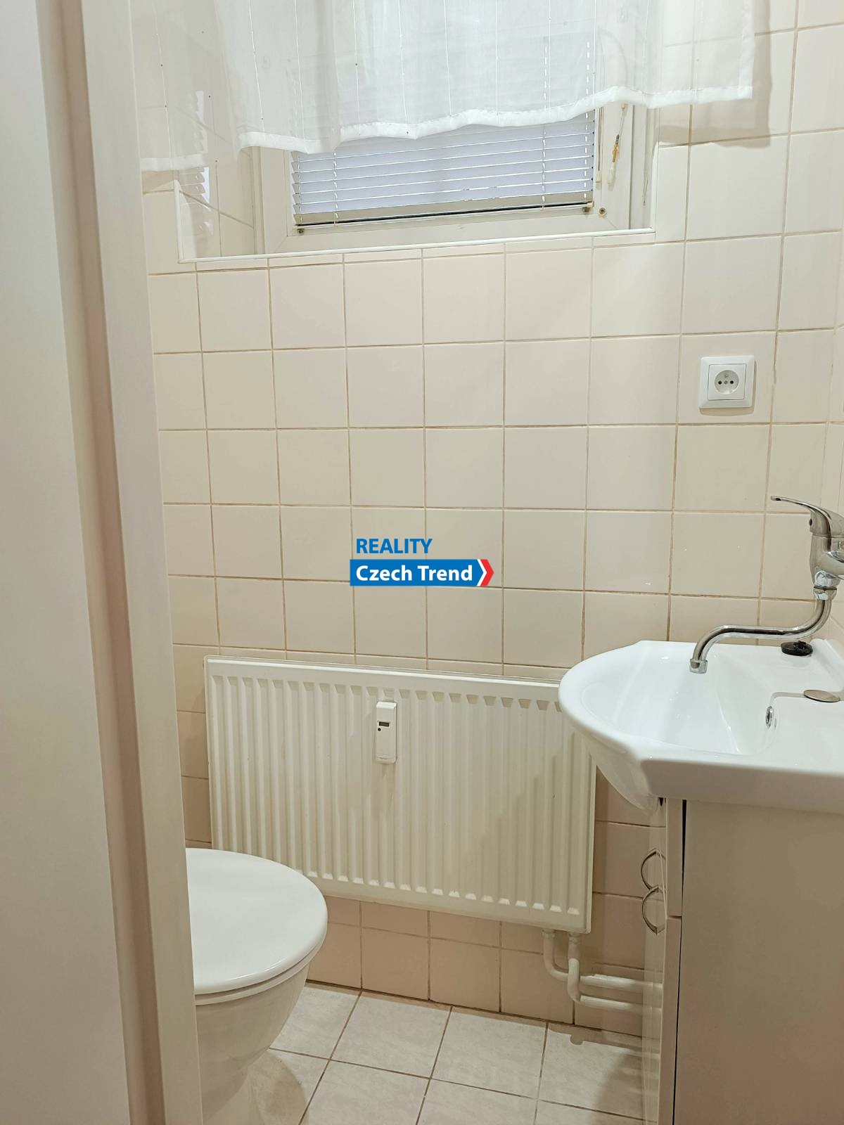 signal-2025-10-12-19-42-24-524-1