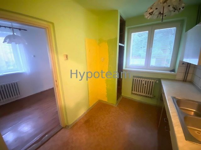 kuchyň, vstup do pokoje