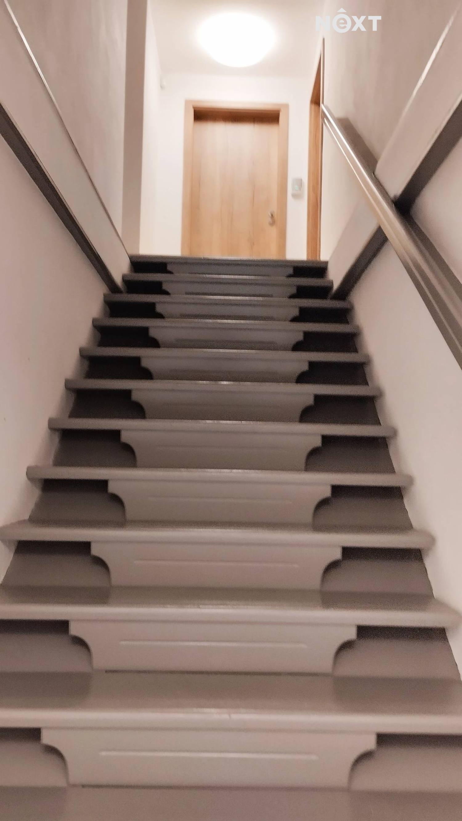 pavlasek-10-schody.1752850376.jpg
