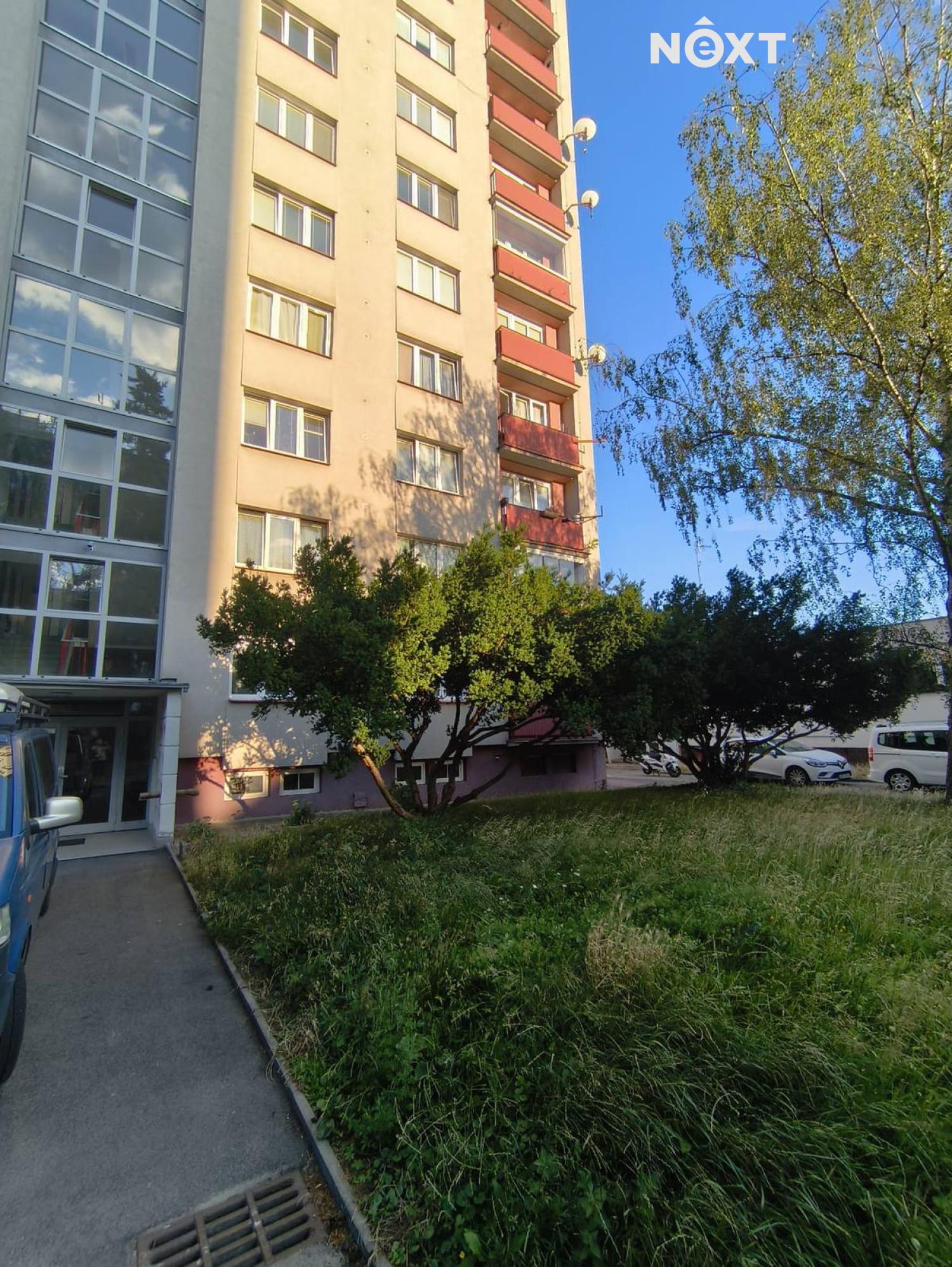 whatsapp-image-2026-08-24-at-08.31.03.1787560182.j