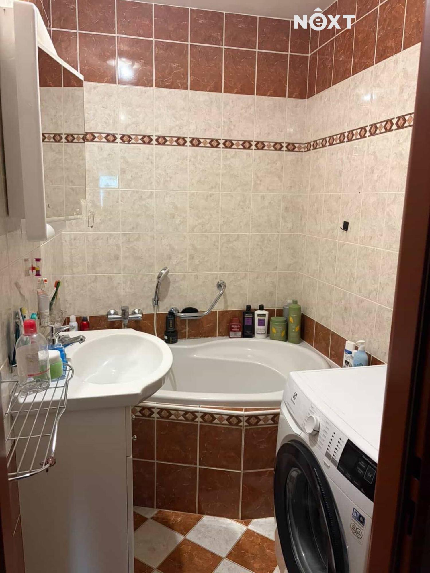 62b5e93b-686c-4b26-a954-f27023761f43.jpg.177265407