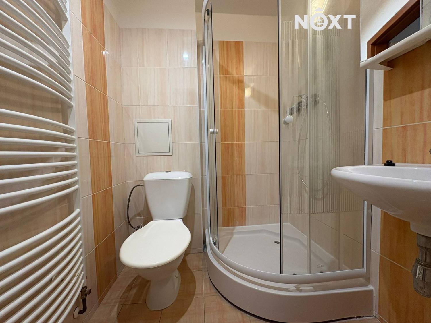 whatsapp-image-2025-11-27-at-10.10.06-4-.176423826