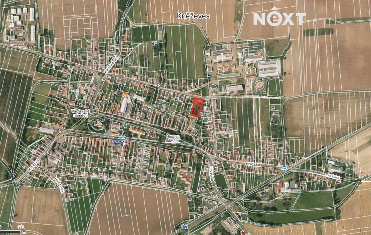 Prodej komerčního pozemku Kněževes 2 965 000 Kč, foto 1