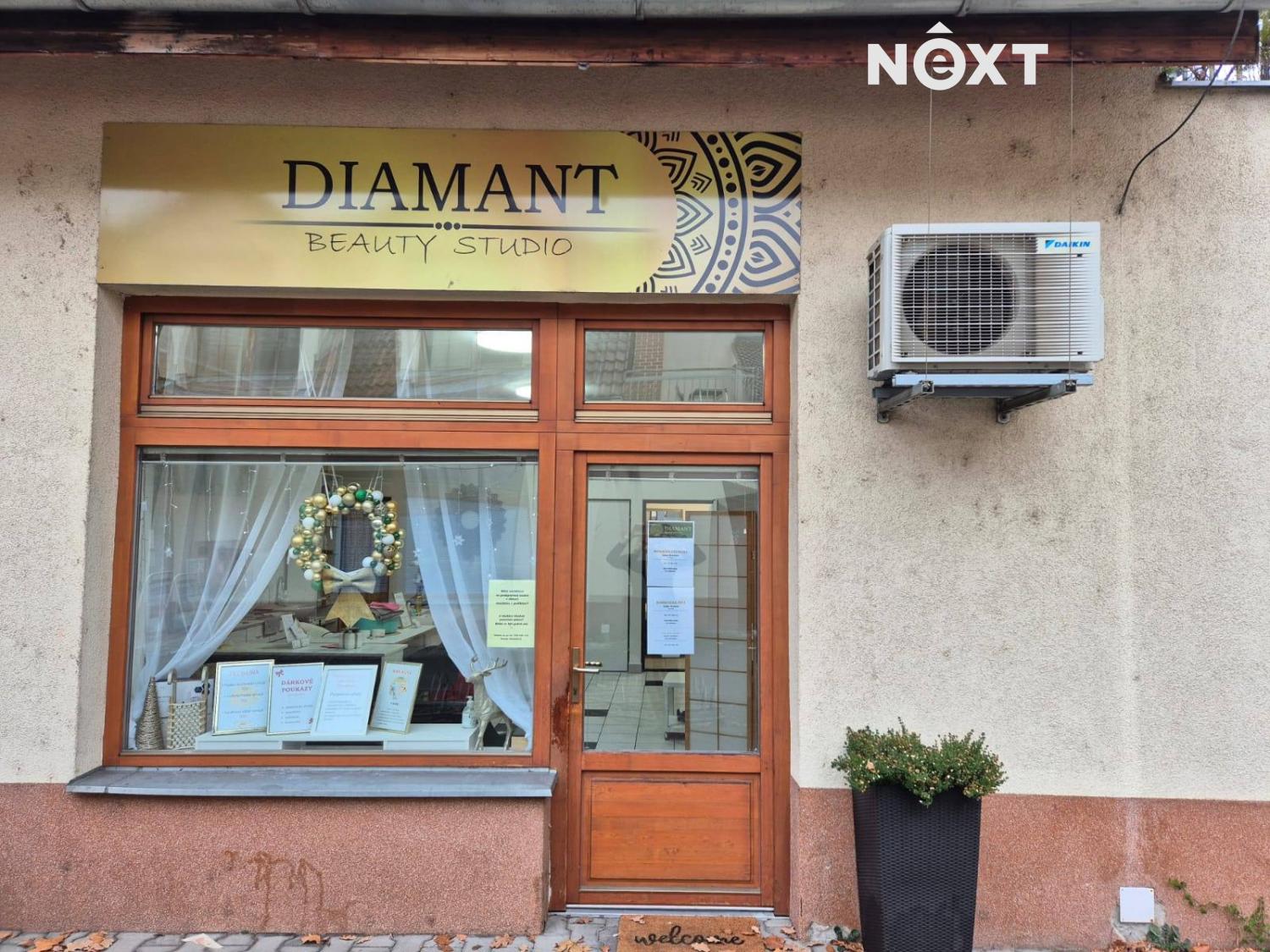 whatsapp-image-2025-12-04-at-19.45.38-7-.176487405