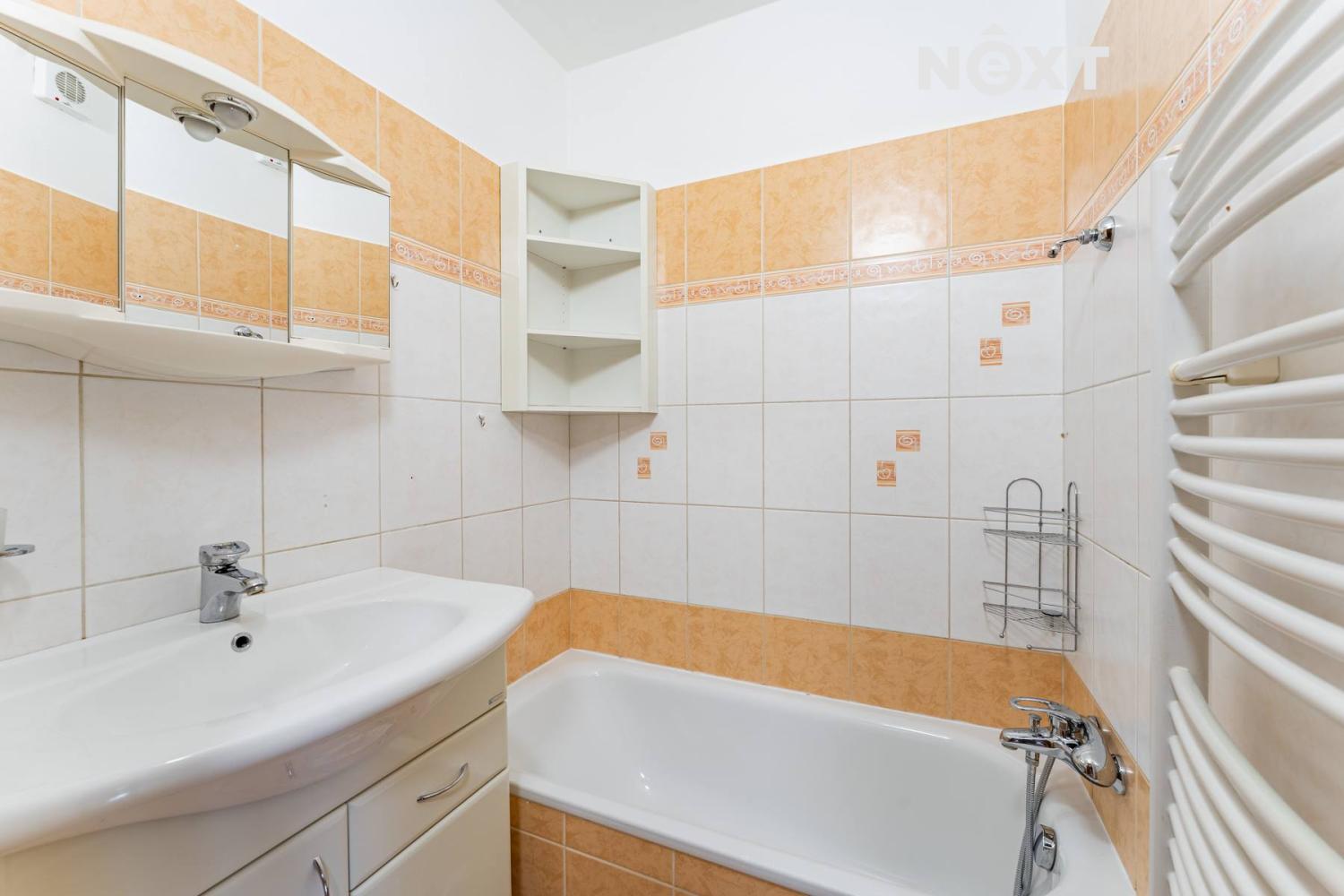 ll404893-hdr.1789162581.jpg