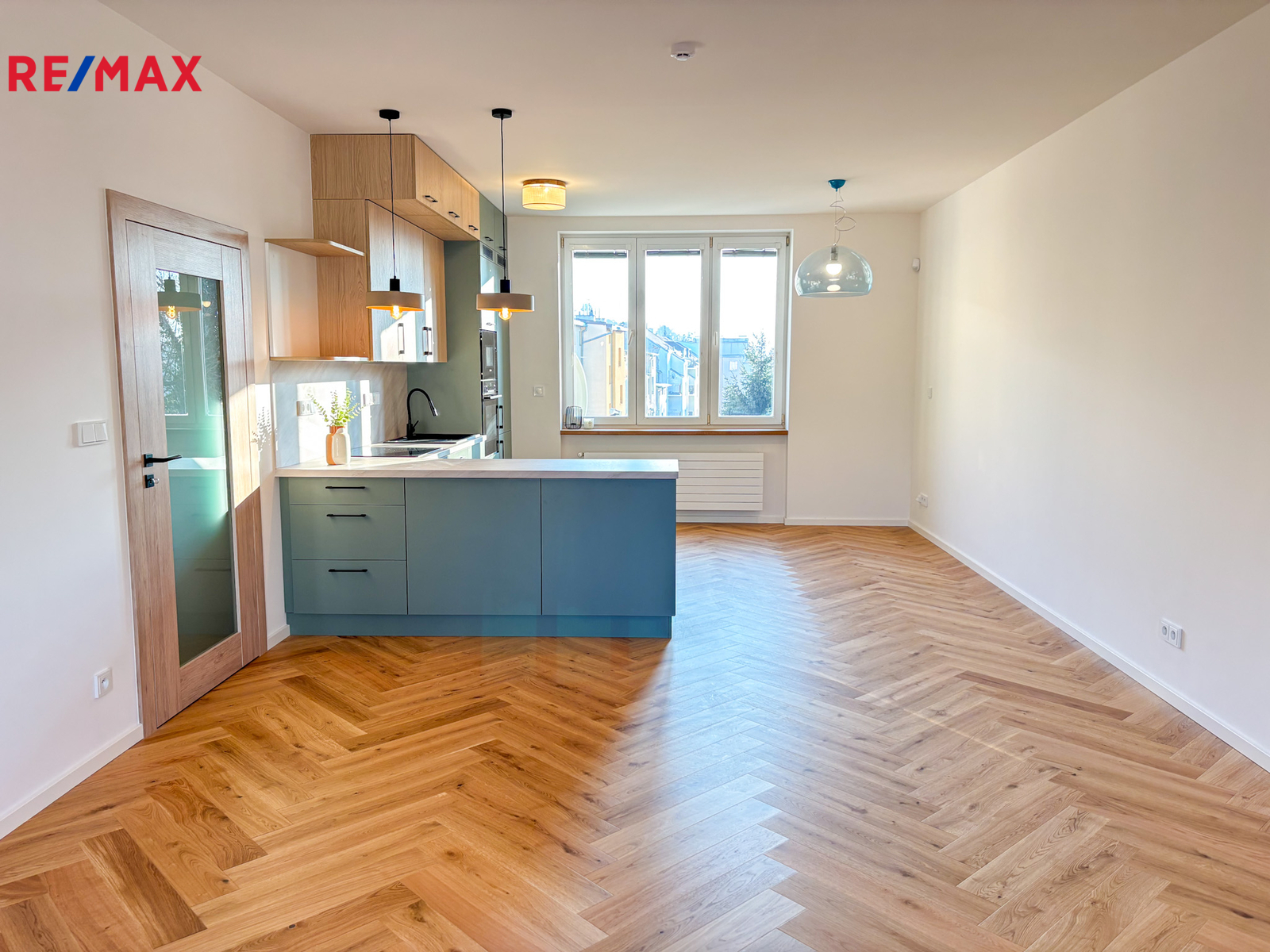 kuchyň s jídelním koutem