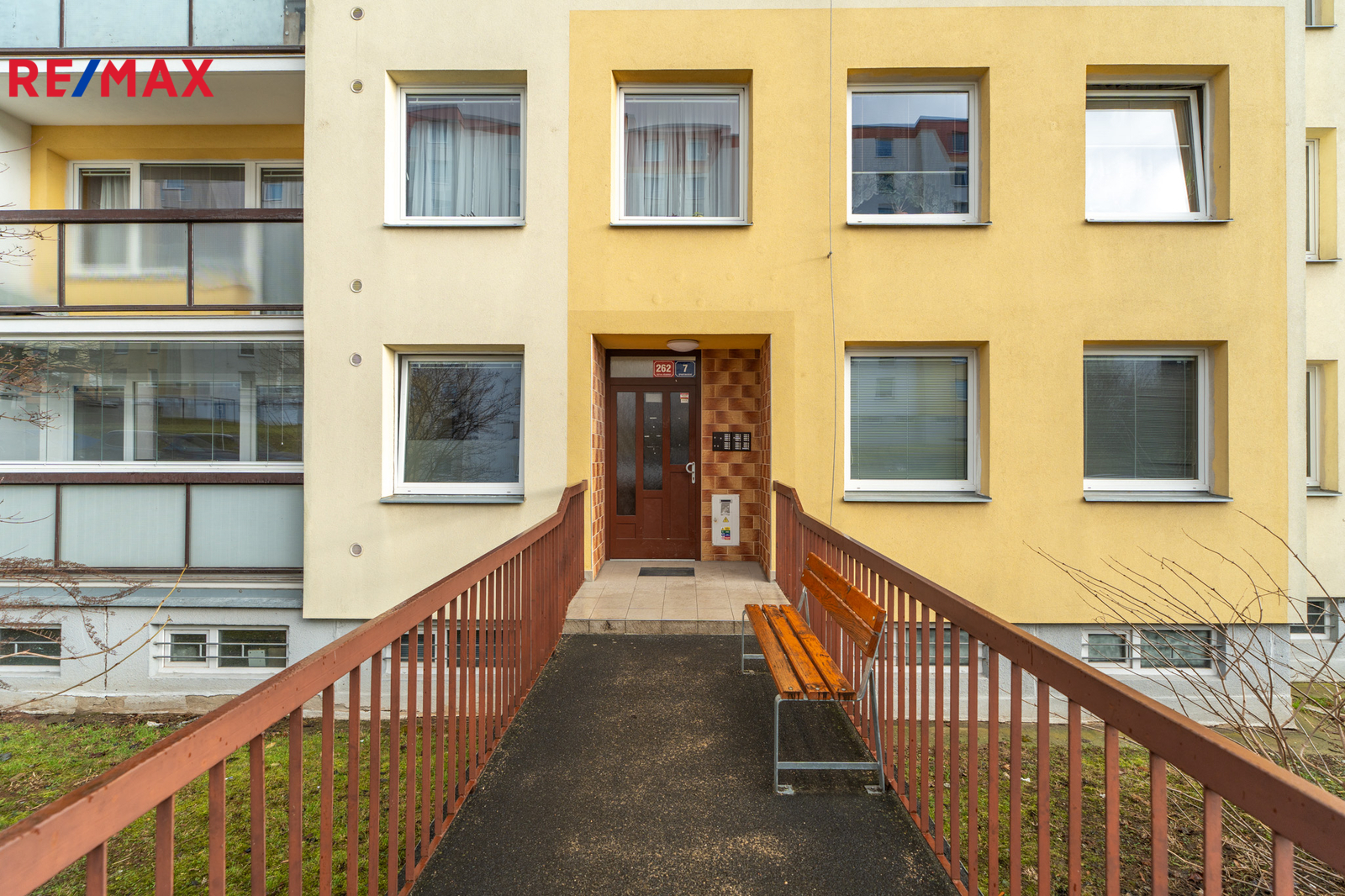 Vchod do budovy