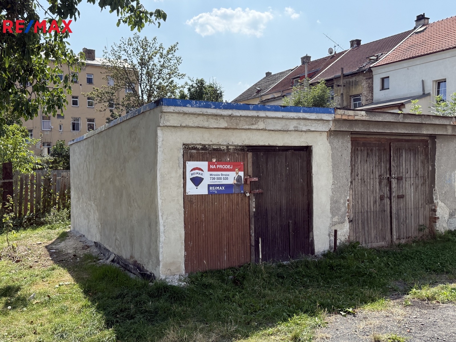 Garáž