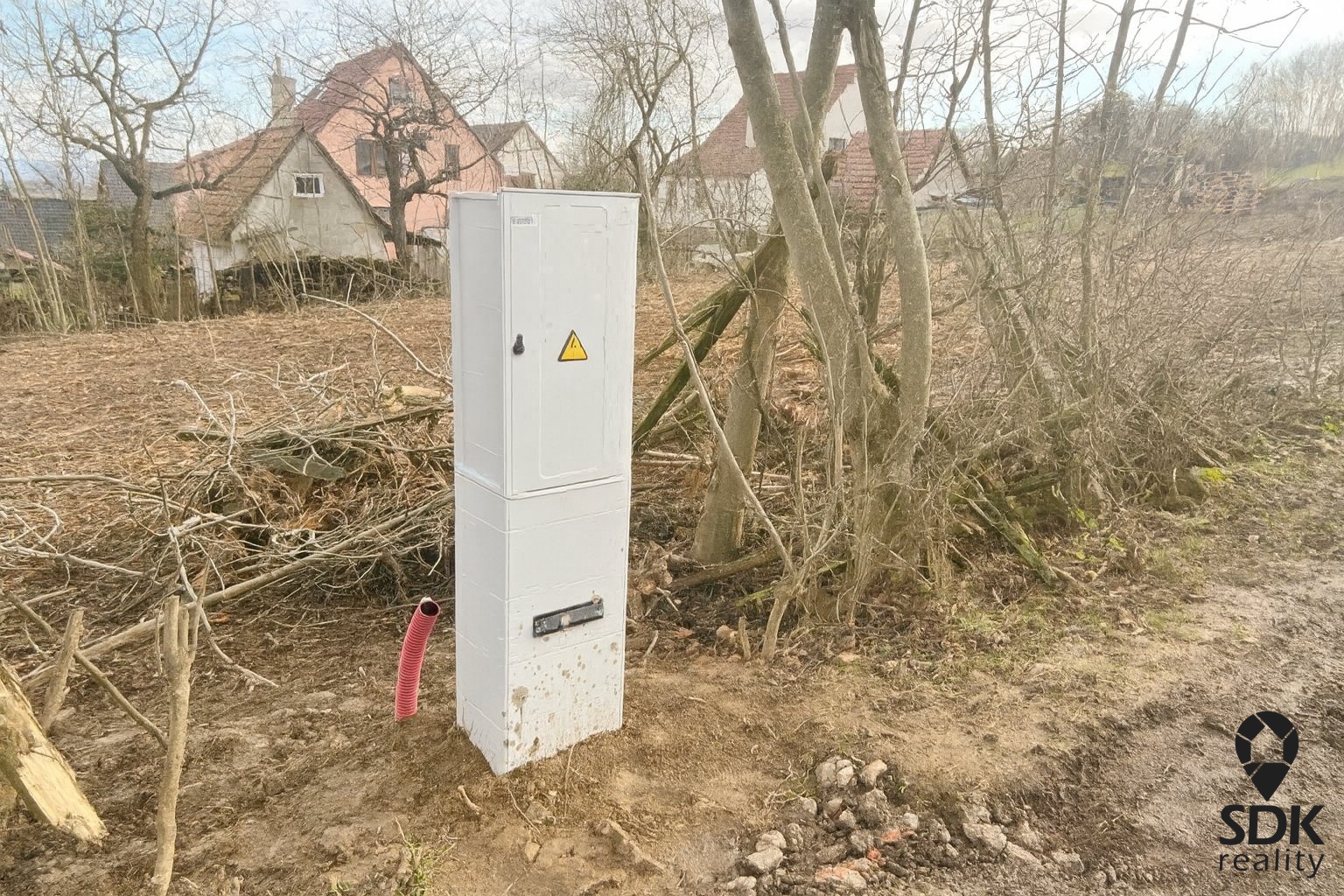 108AFEFA-3316-4743-9B67-D8D3D3E46908