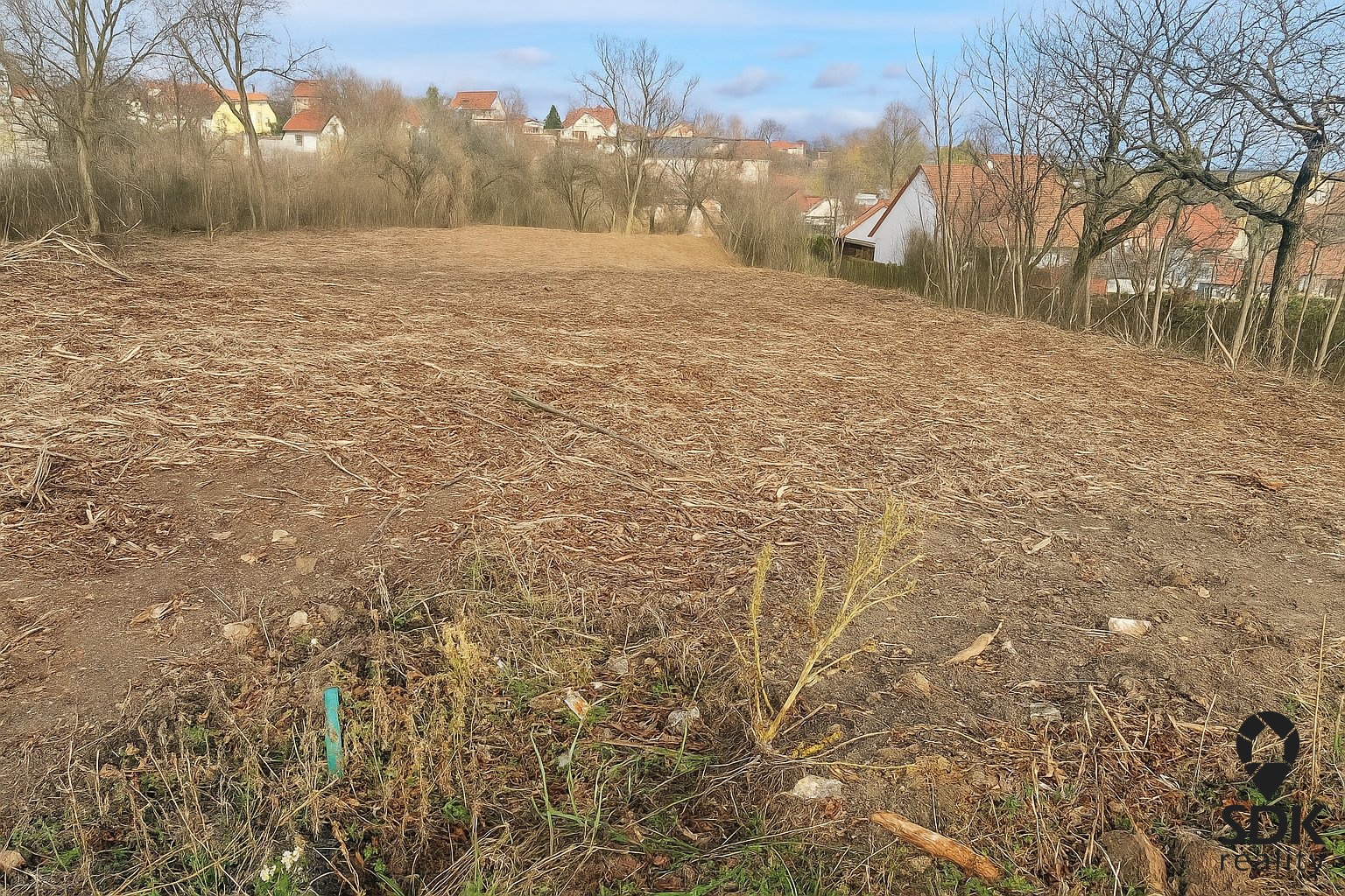 F558B3C7-C16B-4975-89E0-A00AAA377B0D