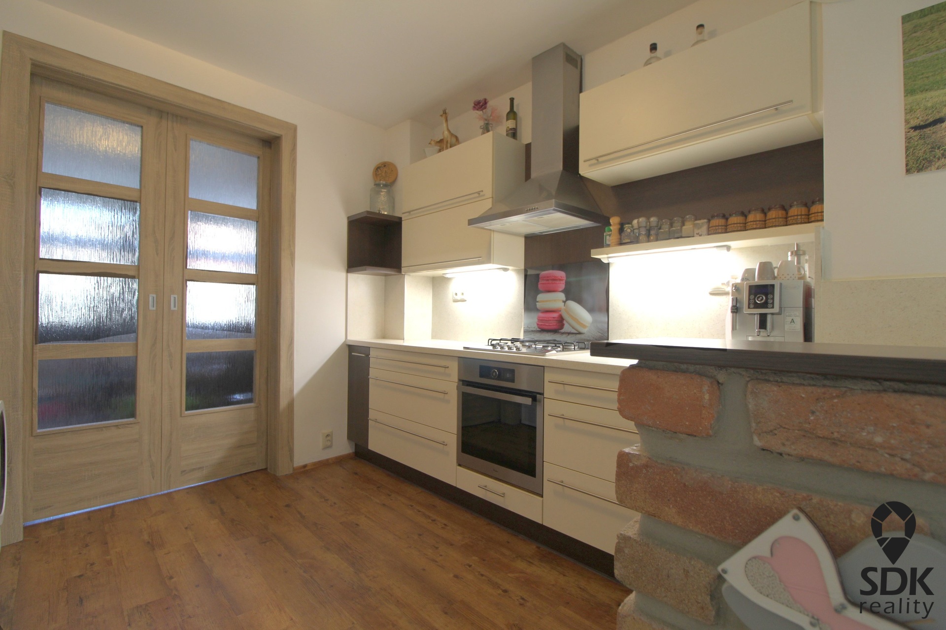 ec9b5b10-3fde-4599-bb86-94dce4ef7cef