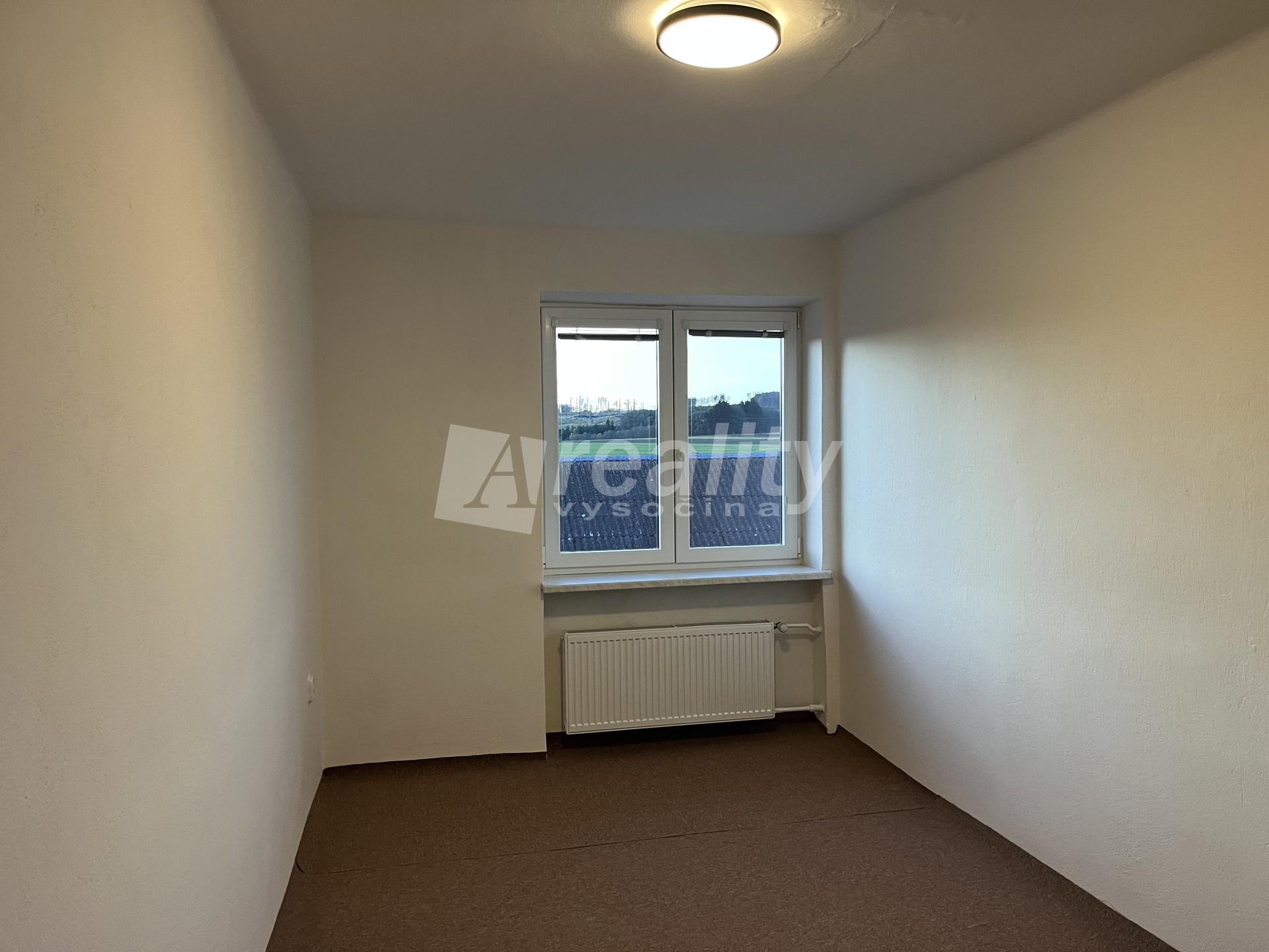 Pronájem bytu 3+1 Arnolec 13 000 Kč za měsíc, foto 12