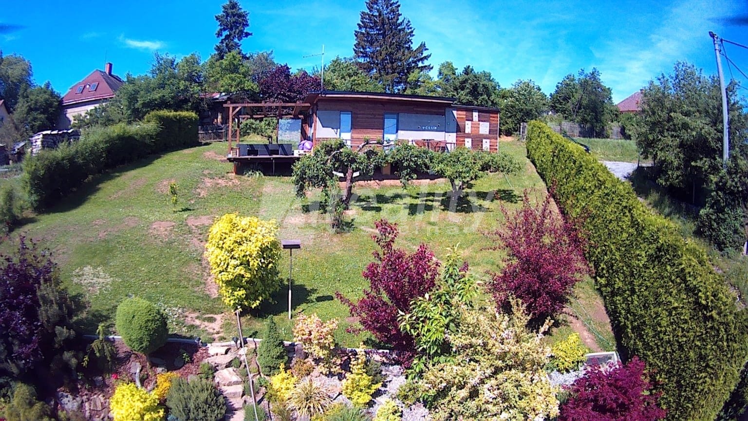 760e2d4e-560f-4df4-a957-759d40d9d565 (1)