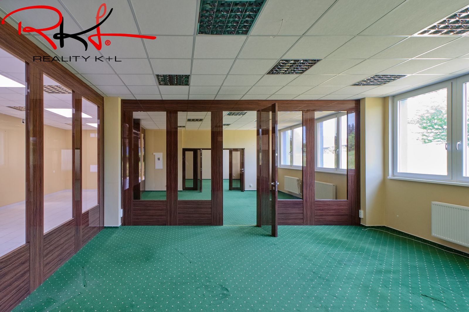 pronájem-komercni-prostory-roudnice nad  labem-reality k+l-relitní kancelar_