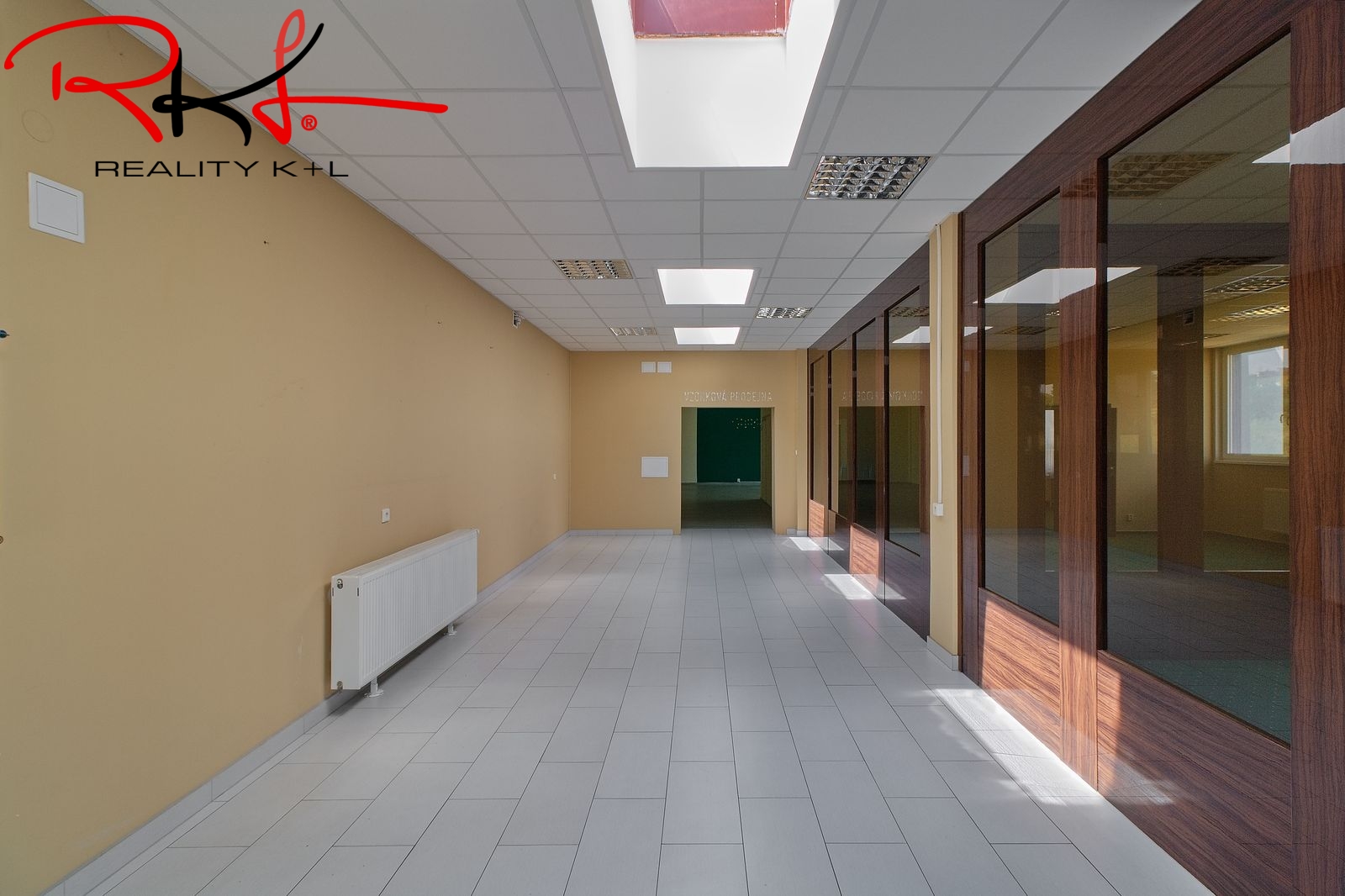pronájem-komercni-prostory-roudnice nad  labem-rea
