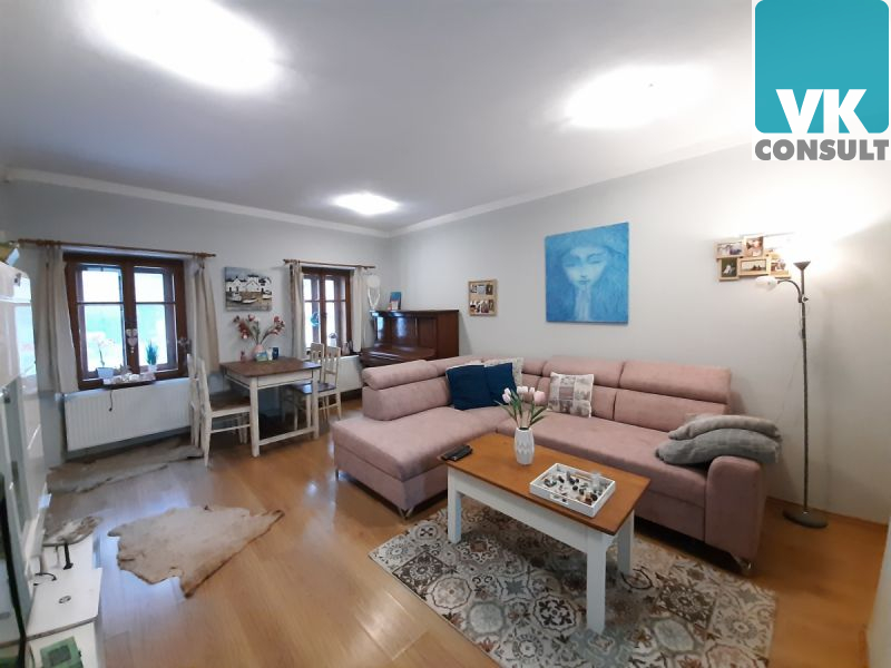 Pronájem - prostor k bydlení 2+kk (69 m2) +terasa - Litomyšl