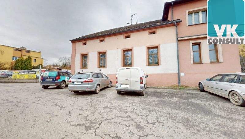 Pronájem - komerční prostory 323 m2 - Kpt. Jaroše 