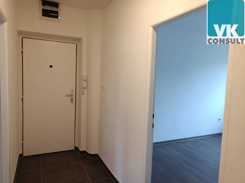 Podnájem bytu 3+kk s lodžií ve III. NP v Moravské 