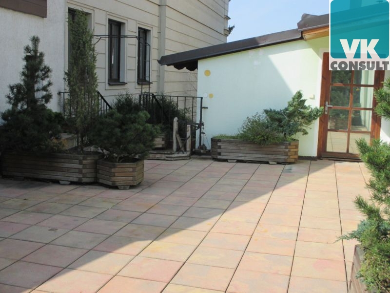 Pronájem mezonetového bytu 5+kk s apartmánem v Lit