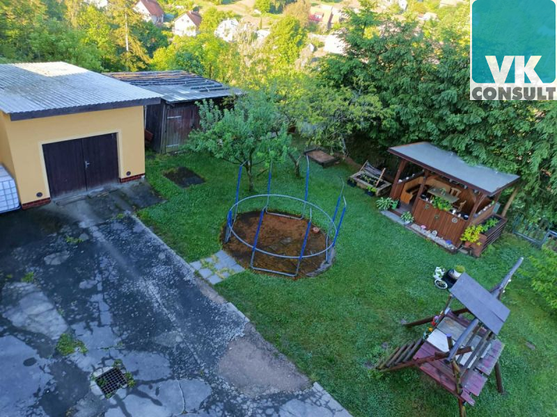 Pronájem bytu 2+kk s balkonem a garáží v Sebranicí