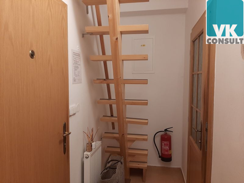 Pronájem - prostor k bydlení 2+kk (69 m2) +terasa - Litomyšl