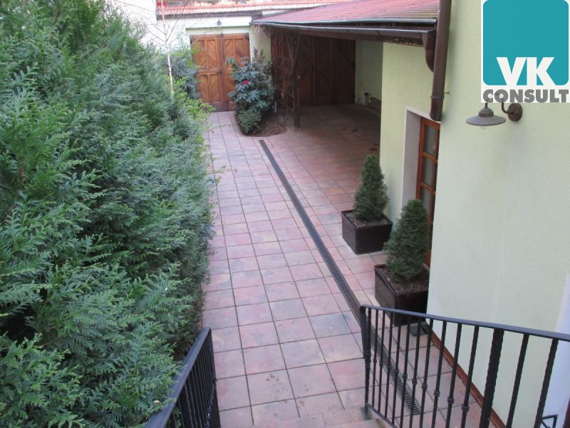 Pronájem mezonetového bytu 5+kk s apartmánem v Lit