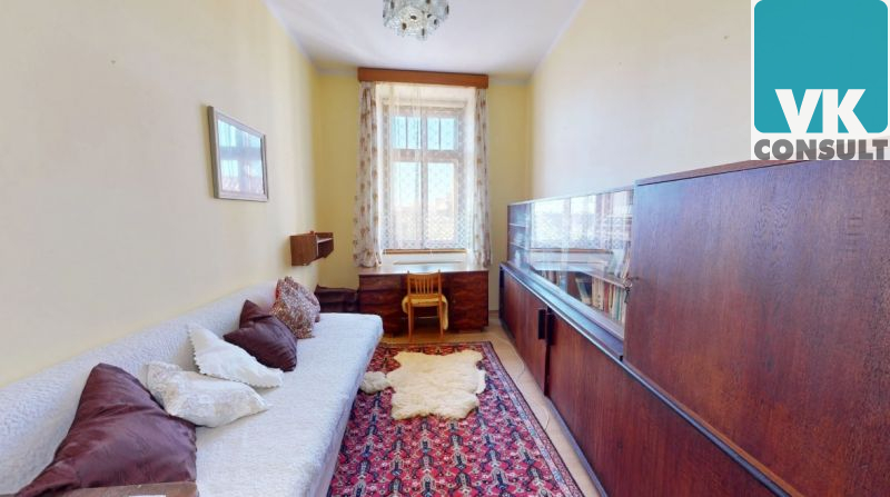 Prodej - zděný byt 3+1 s ateliérem - T. Novákové -
