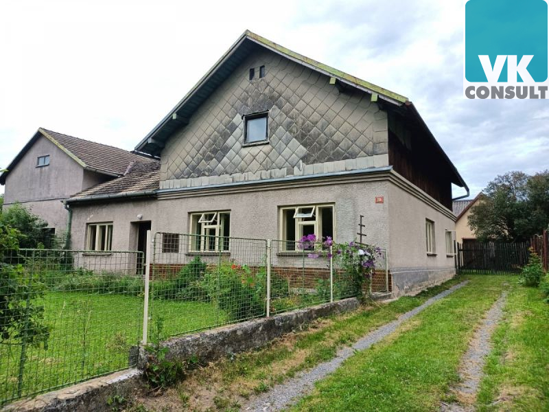 Pronájem RD 4+1 se zahradou 200 m2 v Sebranicích (