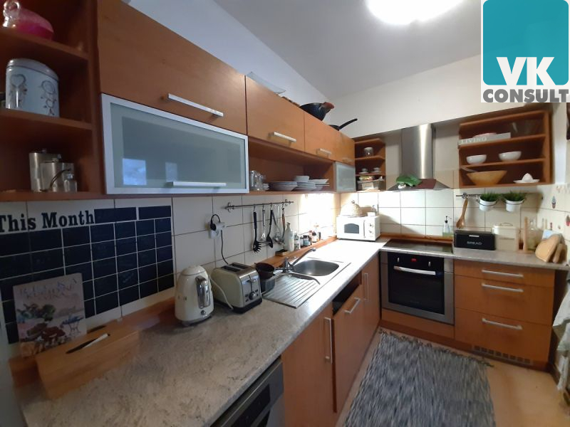 Pronájem - prostor k bydlení 2+kk (69 m2) +terasa - Litomyšl